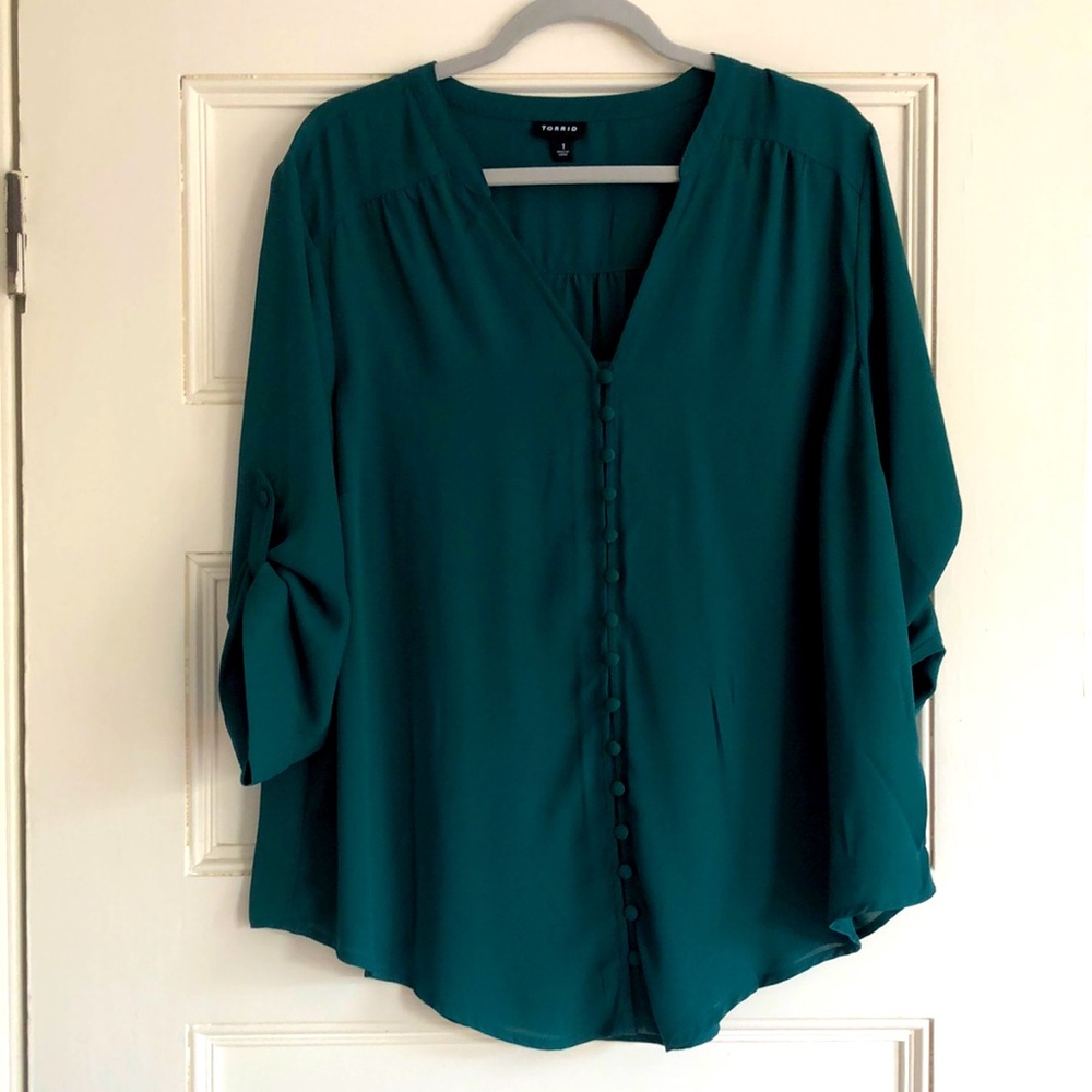 Torrid 3/4 Sleeve Button Blouse in Deep Green Size 1